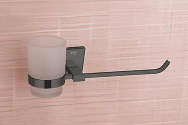 Tumbler Holder With Napkin Ring